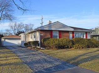 2506 Central Rd, Rolling Meadows, IL 60008