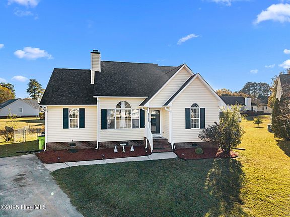 2nd image of 2335 Wedgewood Drive