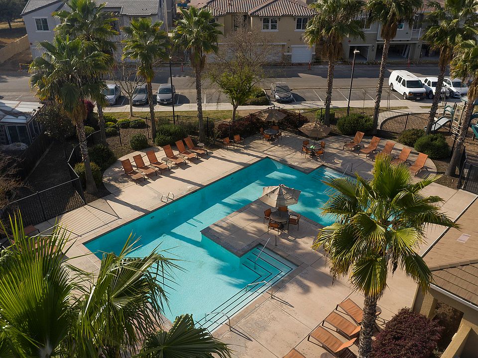 Parador Town Homes Apartment Rentals Clovis, CA Zillow