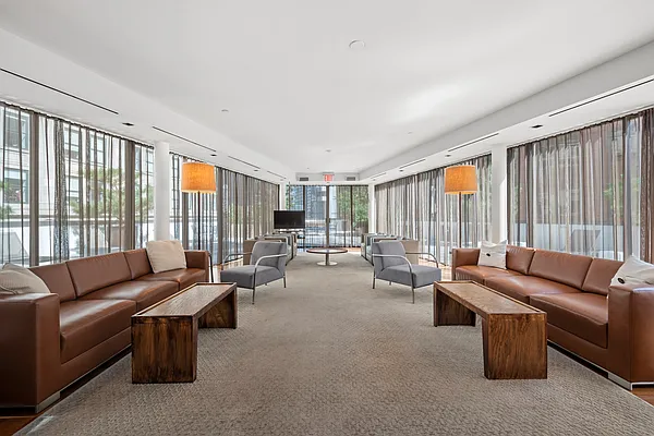 Rented by Compass | media 7