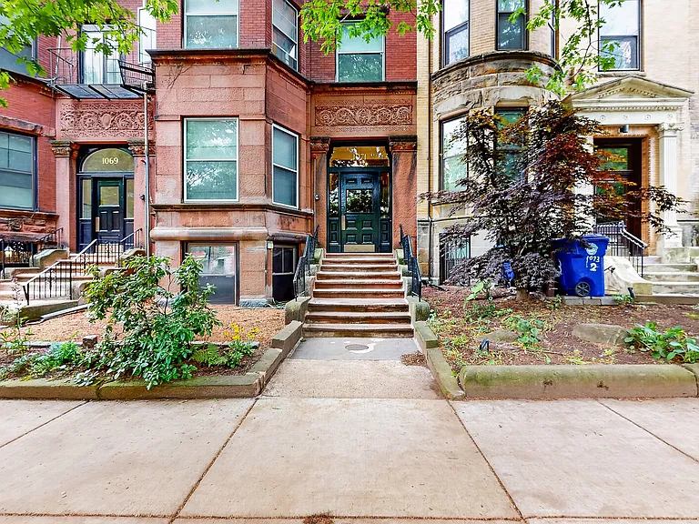1071 Beacon St #3 — Photo 5