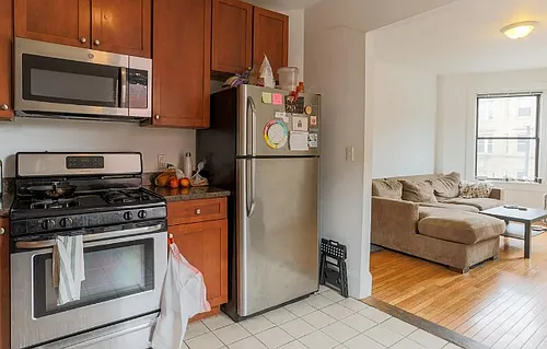 878 Huntington Ave Photo 1