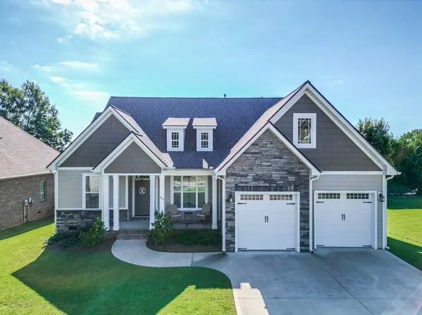 405 Copper Creek Cir, Inman, SC 29349