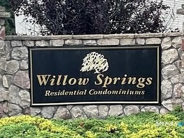 249 Willow Springs, New Milford, CT 06776