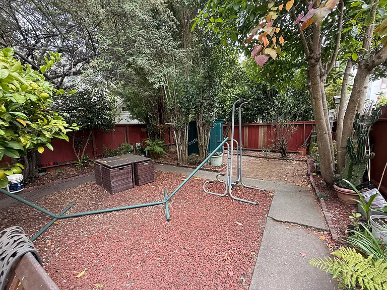 1535 Francisco St #10 — Photo 10