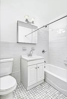5th image of 155 E 26th St APT 3D