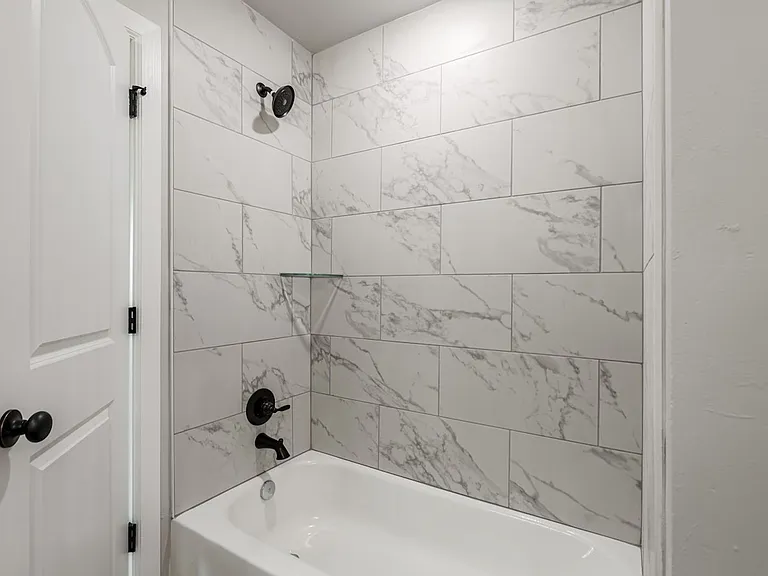 710 League Cir — Photo 19