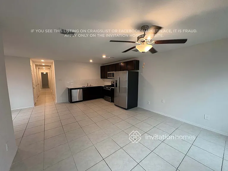 3018 Wallace Wells Ct — Photo 4