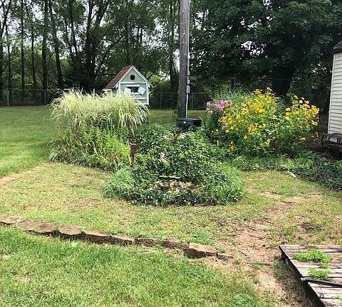 3rd image of 10101 Tecumseh Clinton Hwy