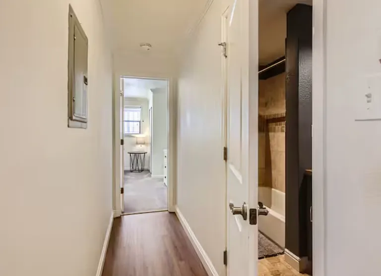 2020 E 14th Ave #2 — Photo 10