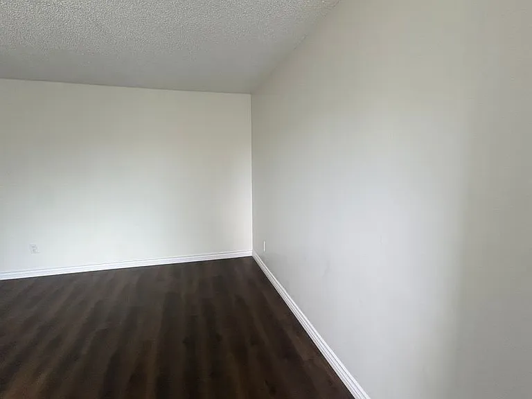 222 G St — Photo 11