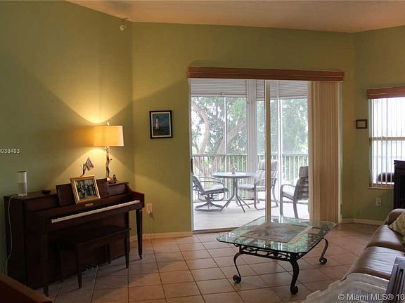 4th image of 7806 Granville Dr #412
