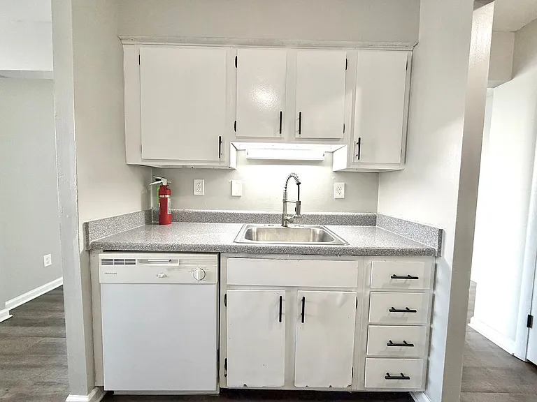 136 Jack Miller Blvd — Photo 8