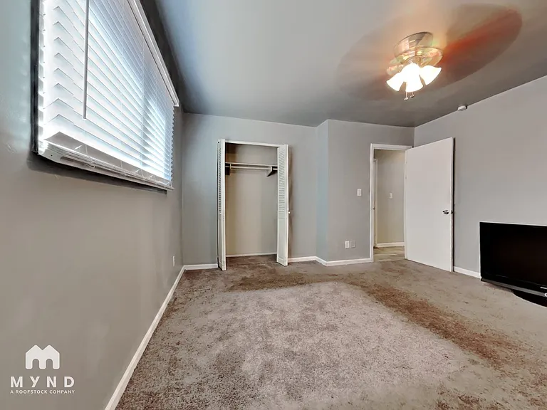8426 E Keim Dr — Photo 10