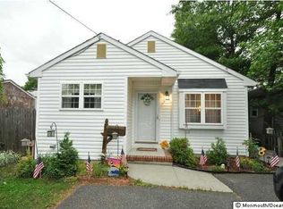 85 Pacific Ave, Middletown, NJ 07748