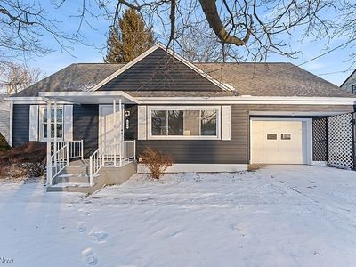 136 Wise Ave SE, North Canton, OH, 44720