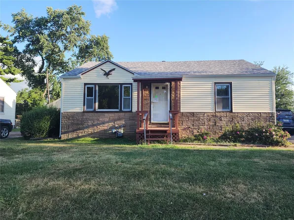 278 Victory Dr, East Alton, IL 62024