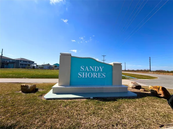 952 Mary Lynn, Pt Bolivar, TX 77650