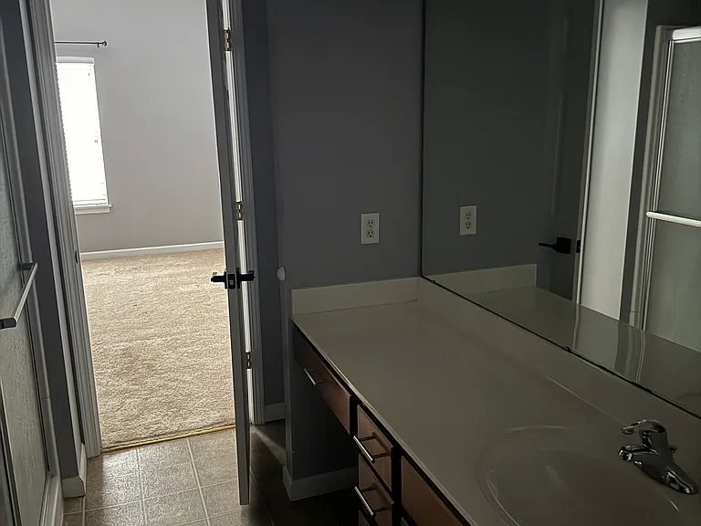 6301 Spring Creek Ln — Photo 2