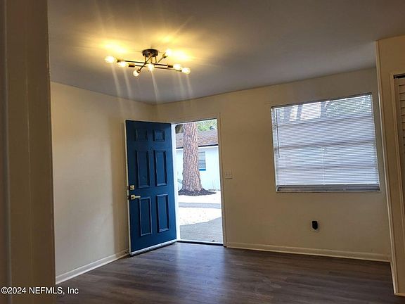 4th image of 3329 Mayflower St Unit 3331-1
