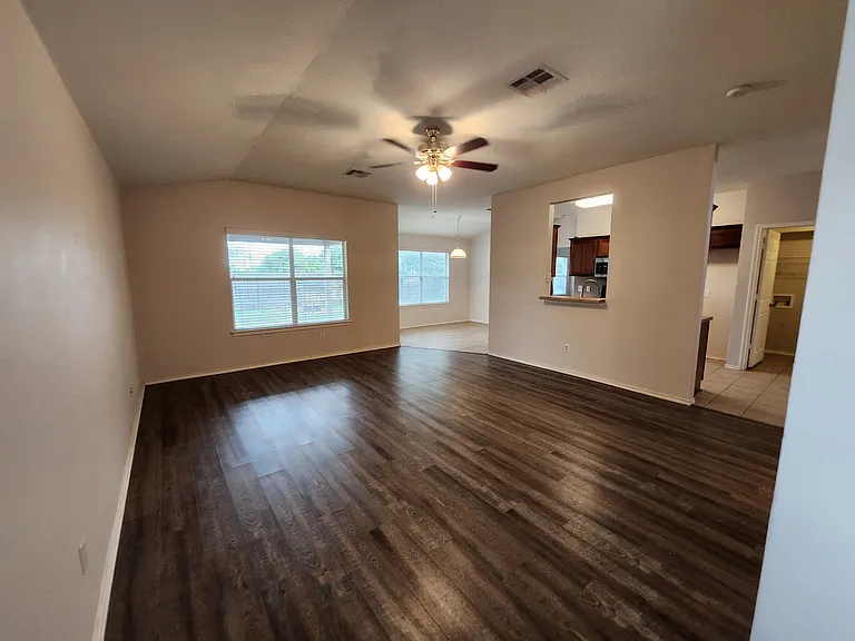 3229 Corrigan Ln — Photo 13