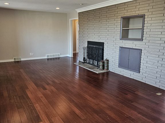5th image of 3332 N Kearney St #3332