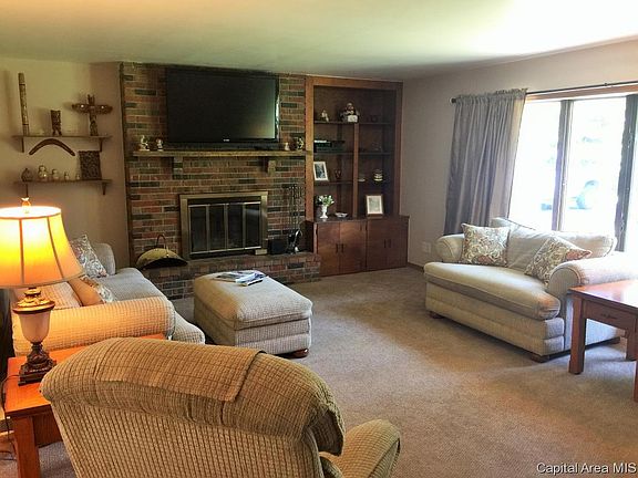 3rd image of 19535 Whisper Ln
