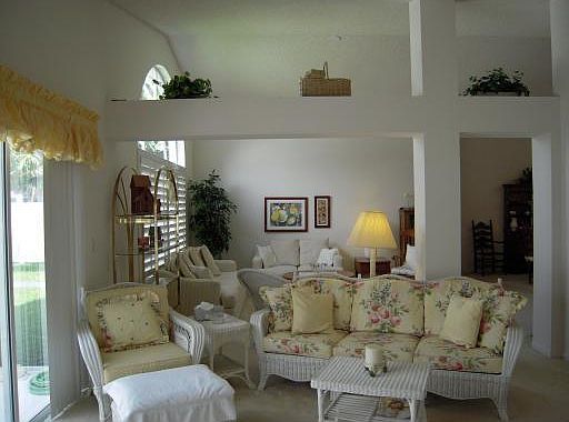 5th image of 1084 Siena Oaks Cir E
