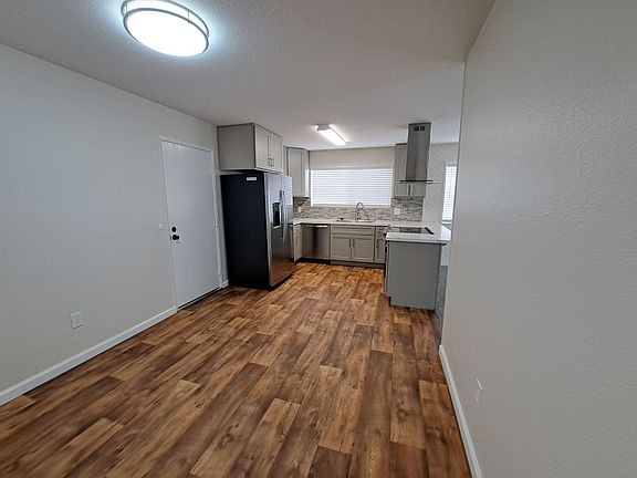 4th image of 1161 Bedford Way