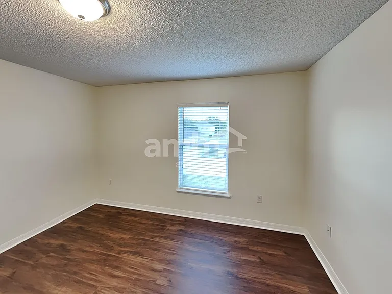5523 Ashleigh Park Dr — Photo 17
