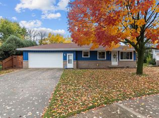 1028 W Weiland Ave, Appleton, WI 54914