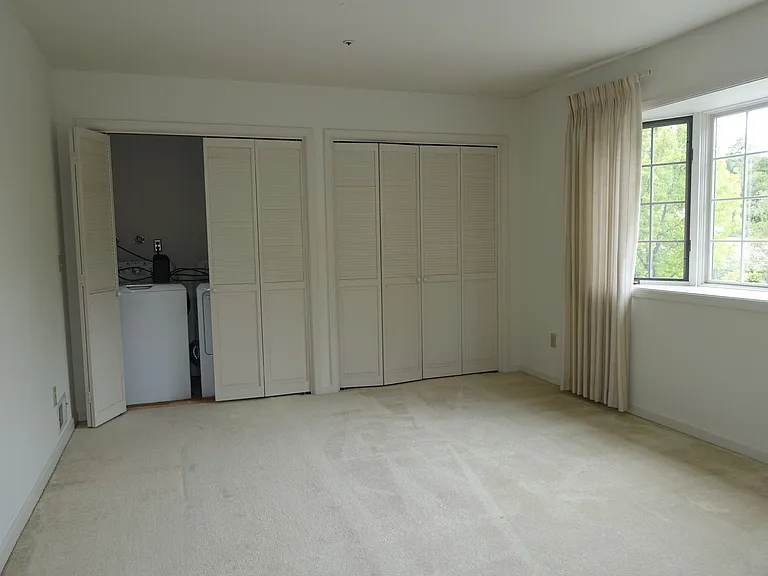 455 Old Oak Ct — Photo 14