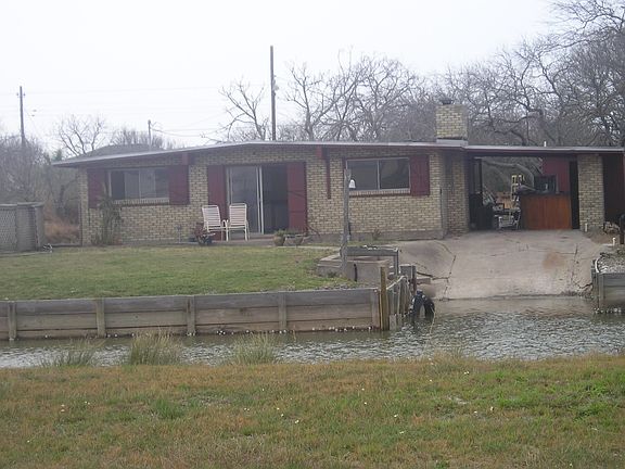 2nd image of 109 Pintail Ln