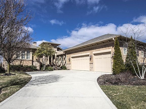 3rd image of 7139 Calabria Pl