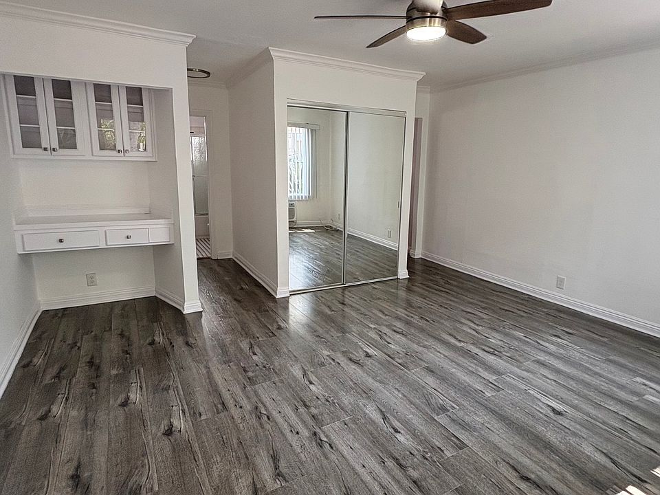 1st image of 588 1/2 N Kingsley Dr #A