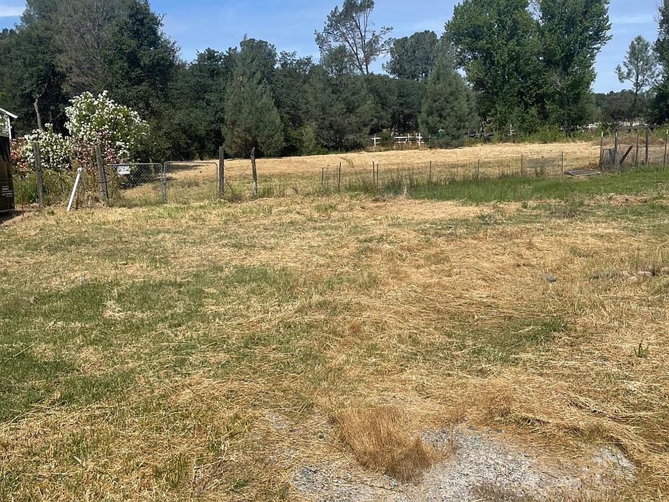 1st image of 940 Feather Dr