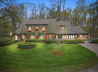 4525 Charing Cross Rd, Bloomfield Hills, MI 48304