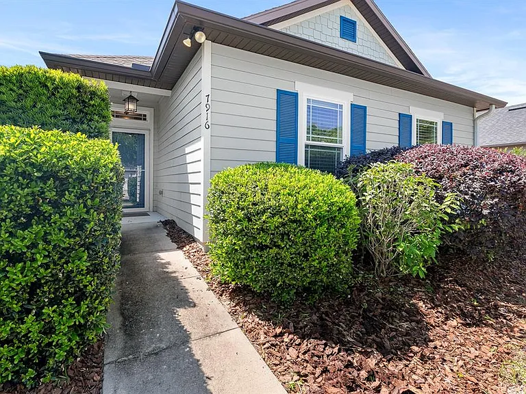 7916 SW 80th Dr — Photo 5