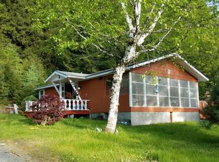 3572 E Schroon River Rd, Pottersville, NY 12860