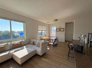 2020 Central Rd, Fort Lee, NJ 07024