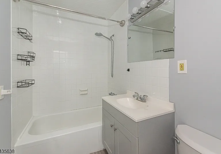 100 Pierson Miller Dr #E4 — Photo 16