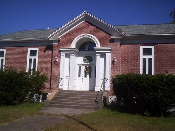 882 Park St, Stoughton, MA 02072