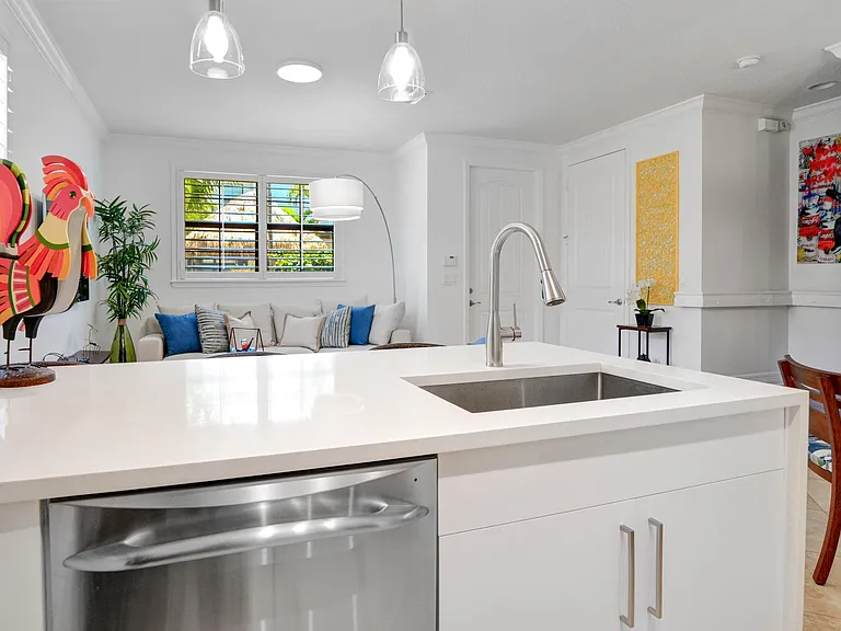 861 S Ocean Blvd — Photo 9