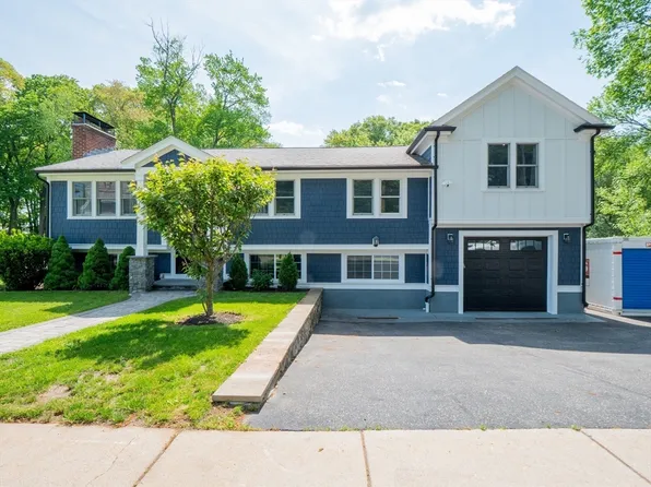 159 Mishawum Rd, Woburn, MA 01801