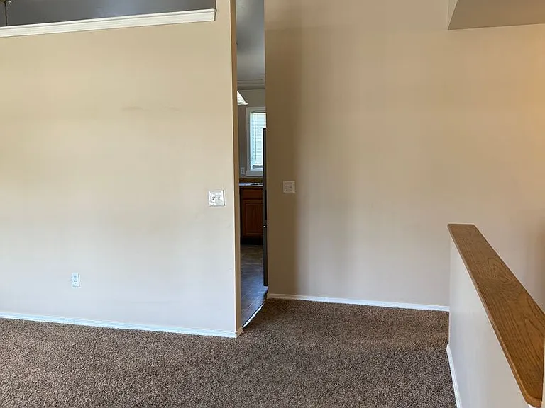 1001 E Missoula Ave — Photo 5