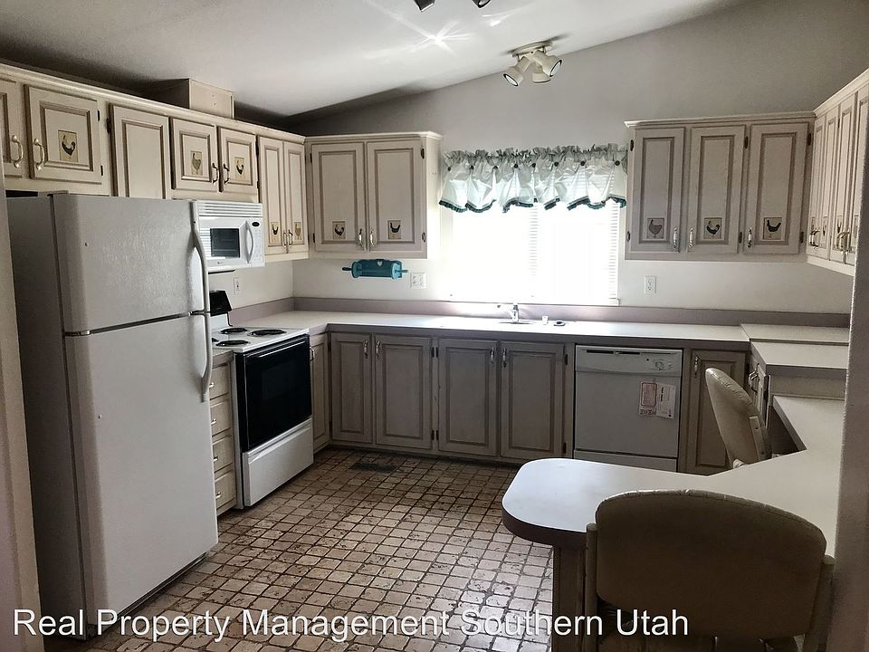 2nd image of 2721 E Riverside Dr Unit 18