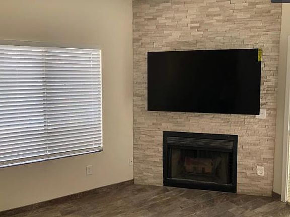 4th image of 2601 W Broadway Blvd APT 550