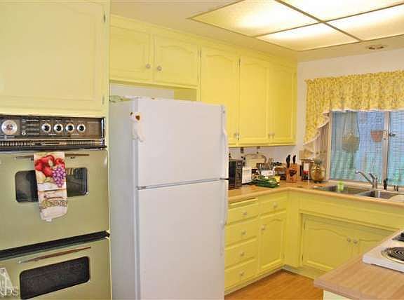 3rd image of 729 N Verna Ave