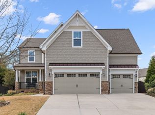 107 Carnie Ct, Cary, NC 27513