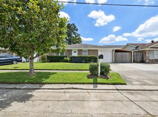 2952 Cardinal Dr, Marrero, LA 70072